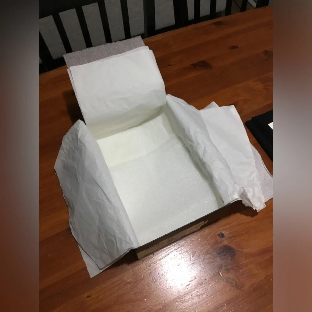 CHANEL EMPTY BOX W/2 NEW DUST BAGS SOME TISSUE BOOK-FINAL PRICE - Picture 8 of 16